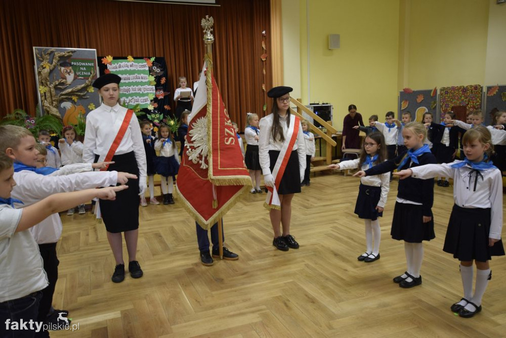 SP w Wyrzysku: Pasowanie na ucznia
