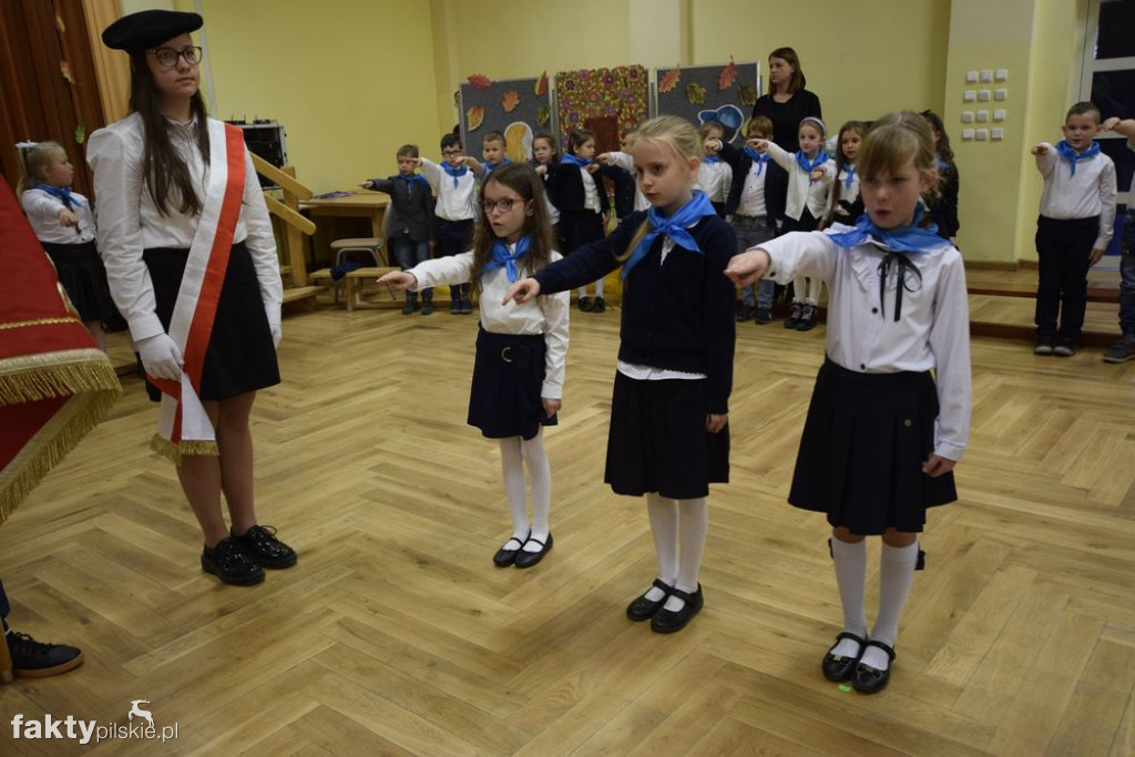 SP w Wyrzysku: Pasowanie na ucznia