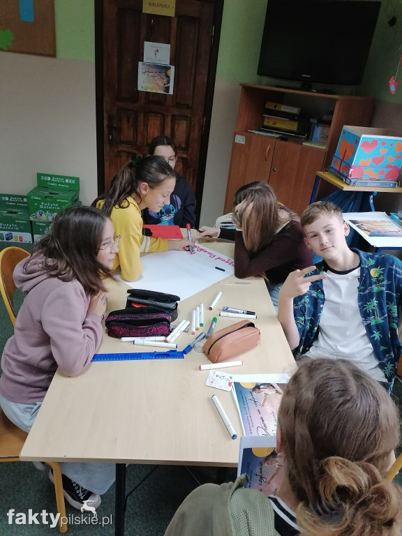 W Miasteczku bili rekord w czytaniu na przerwie