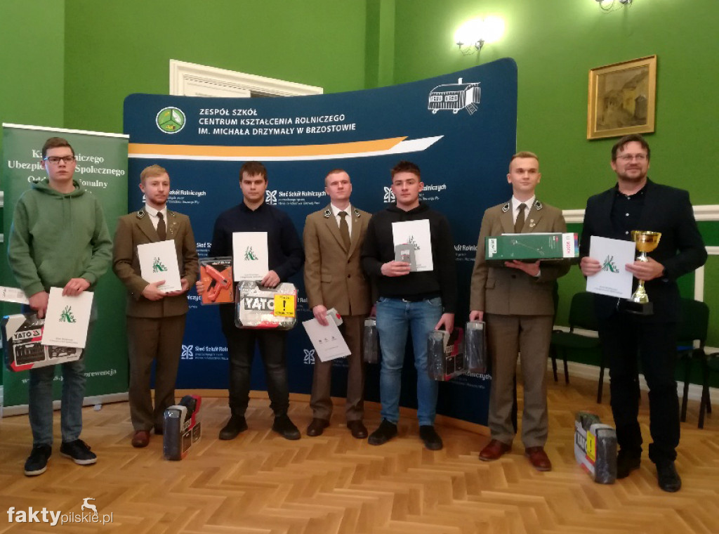ZSCKR w Brzostowie: Znajomość zasad bhp w rolnictwie