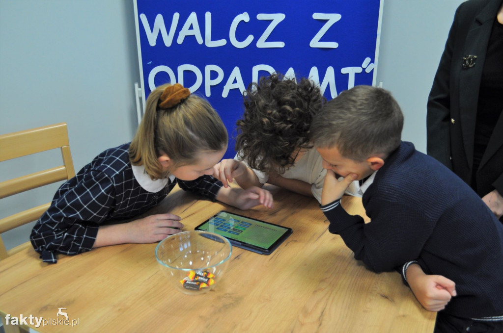 Zacharzyn: Segreguj z nami, walcz z odpadami