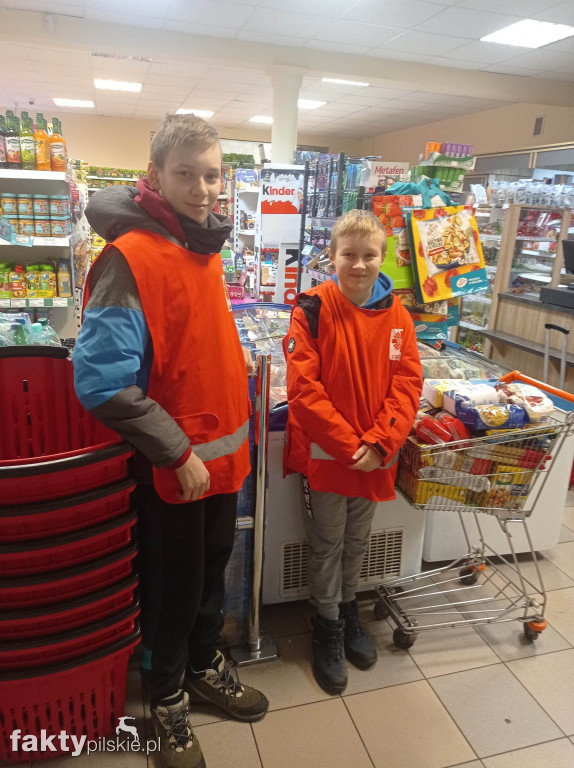 Zbiórka żywności w sklepach w Wyrzysku
