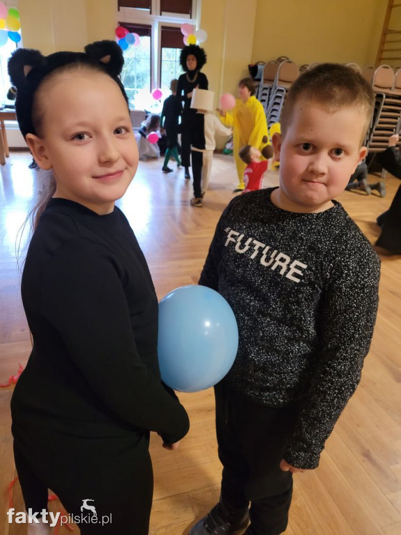 Bal kostiumowy w szkole w Wyrzysku
