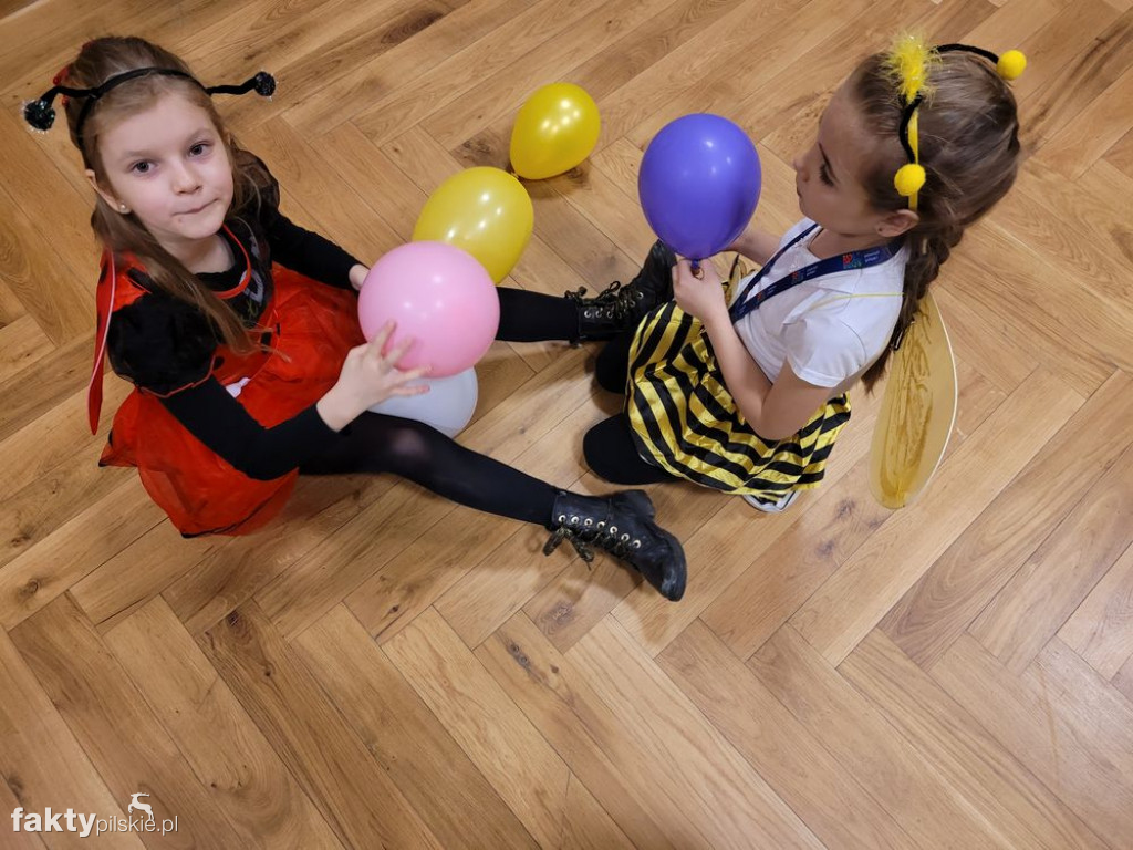 Bal kostiumowy w szkole w Wyrzysku