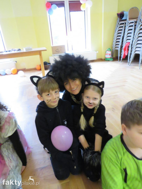 Bal kostiumowy w szkole w Wyrzysku