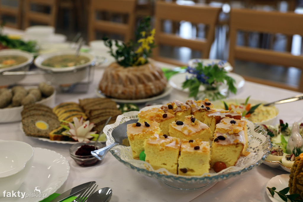 Grzegorz Piechowiak na wielkanocnych śniadaniach