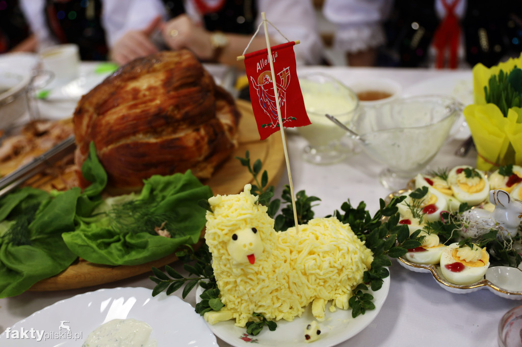 Grzegorz Piechowiak na wielkanocnych śniadaniach