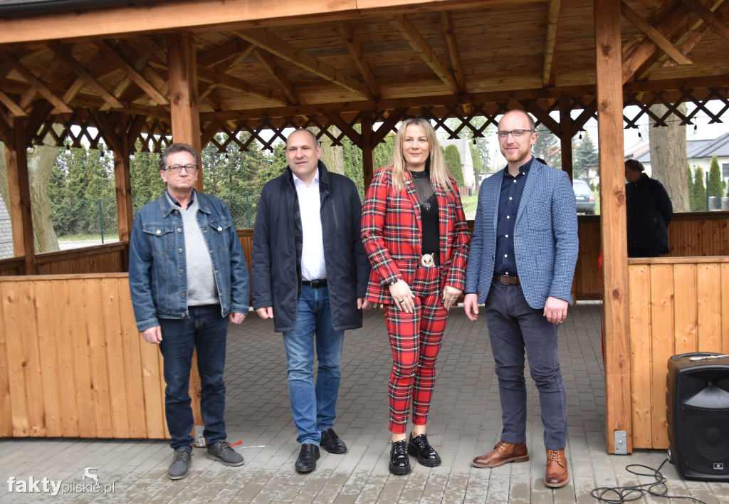 Otwarcie wiaty integracyjnej w Wysoczce