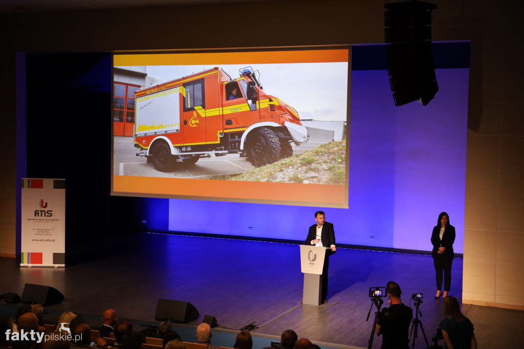 Piła: produkcja podwozi samochodów Gralion