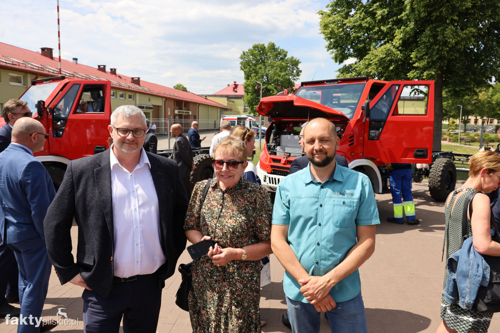 Piła: produkcja podwozi samochodów Gralion