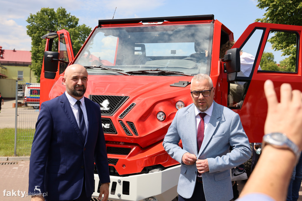 Piła: produkcja podwozi samochodów Gralion