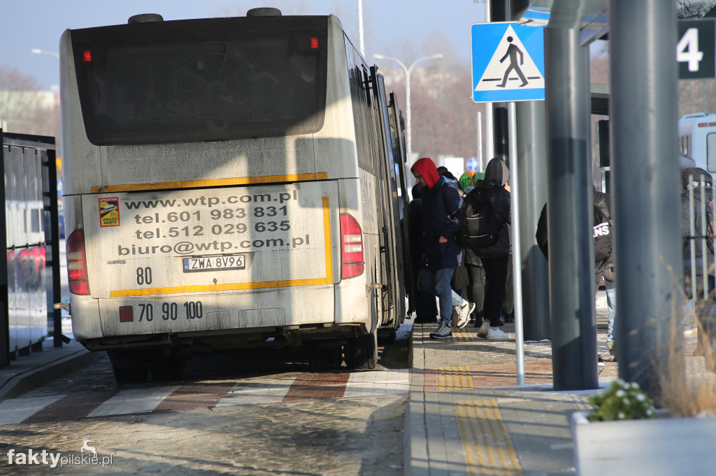Centrum Przesiadkowe w Pile na początku zimy