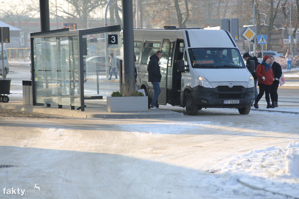 Centrum Przesiadkowe w Pile na początku zimy