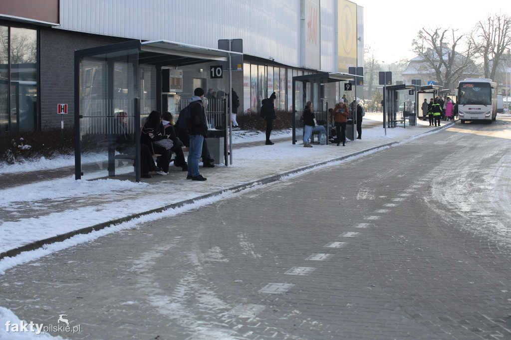 Centrum Przesiadkowe w Pile na początku zimy