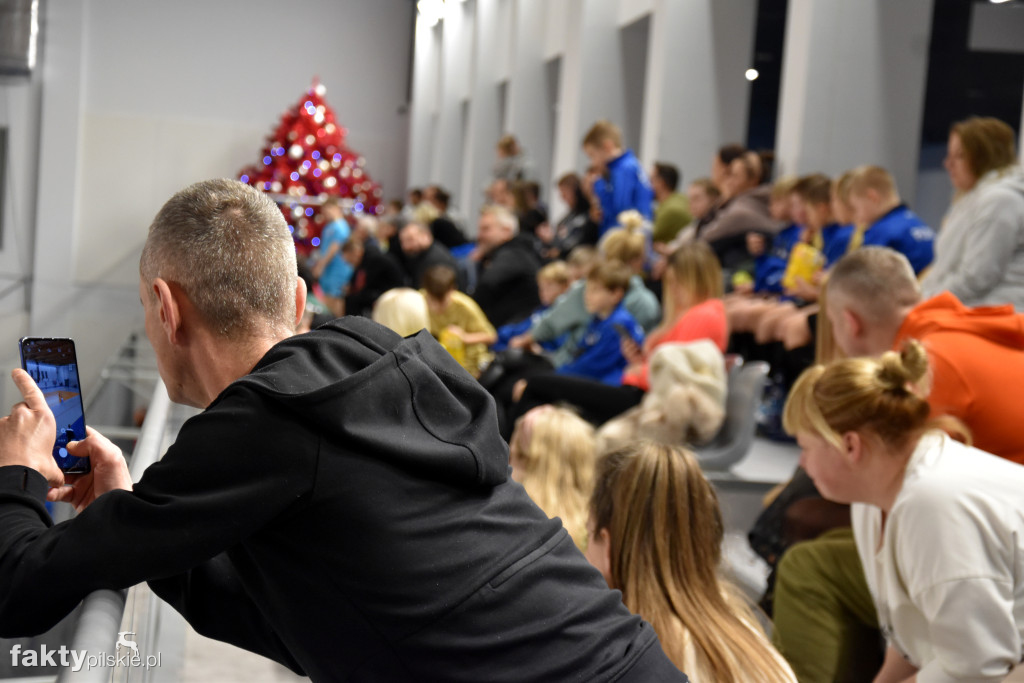 Halówka o Puchar Starosty Pilskiego