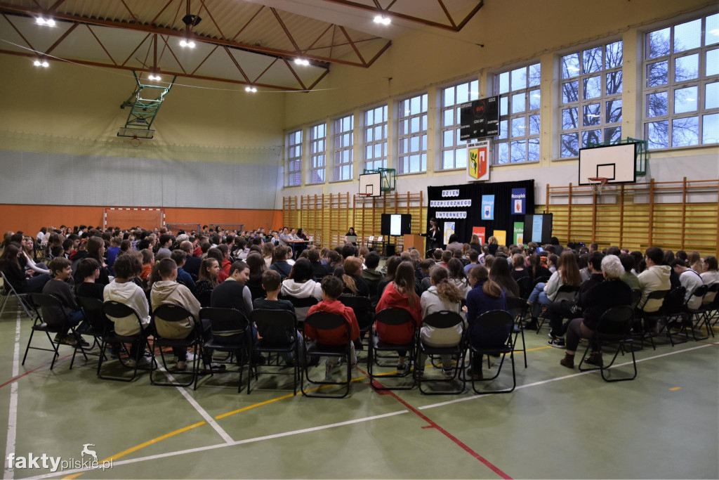 Dzień bezpiecznego internetu w SP w Białośliwiu