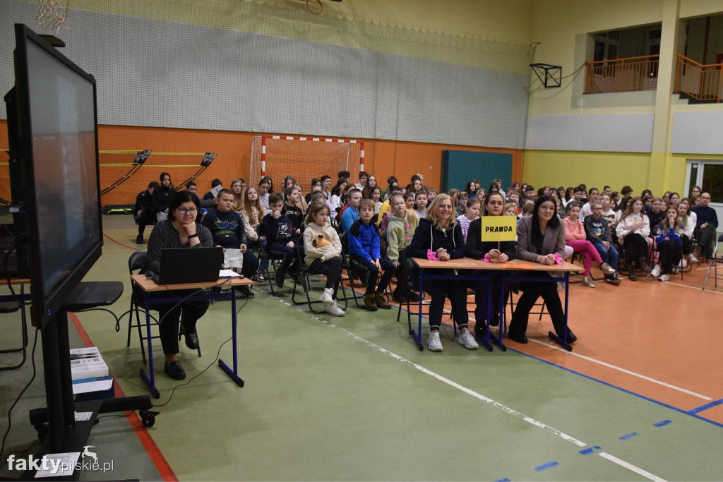 Dzień bezpiecznego internetu w SP w Białośliwiu