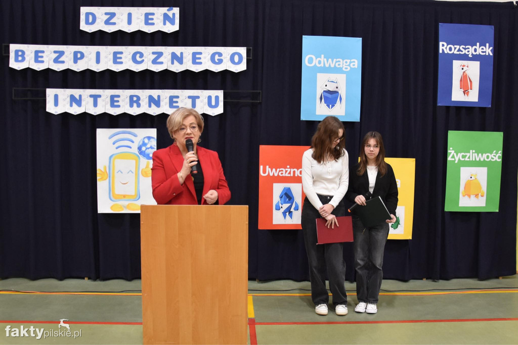 Dzień bezpiecznego internetu w SP w Białośliwiu