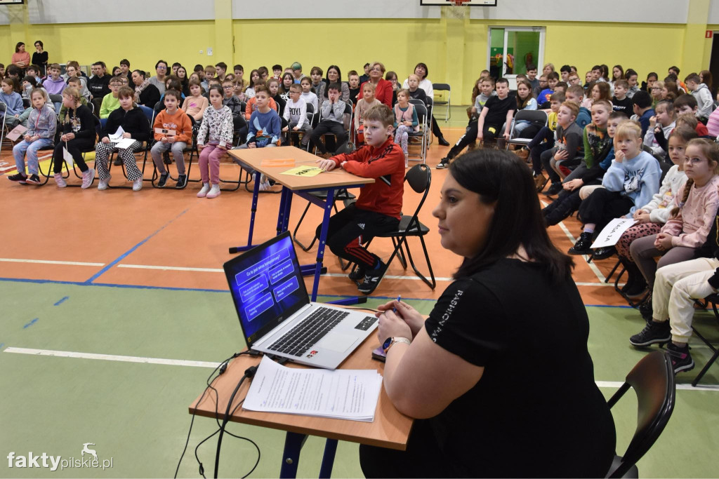 Dzień bezpiecznego internetu w SP w Białośliwiu