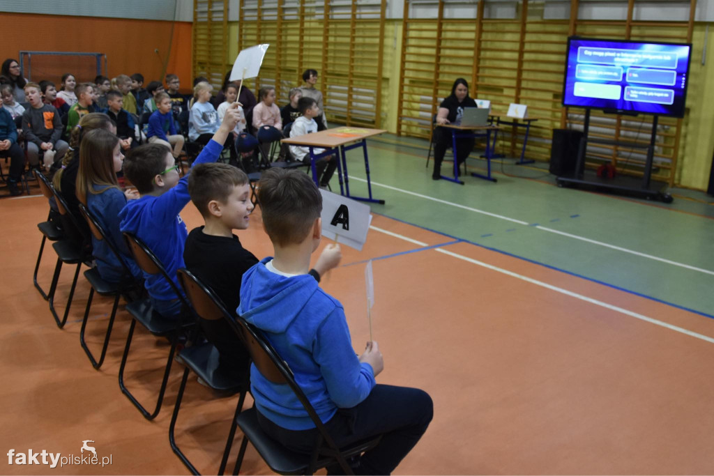 Dzień bezpiecznego internetu w SP w Białośliwiu