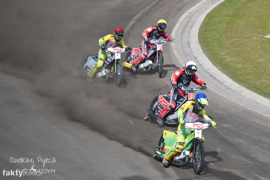 Polonia Piła vs Start Gniezno