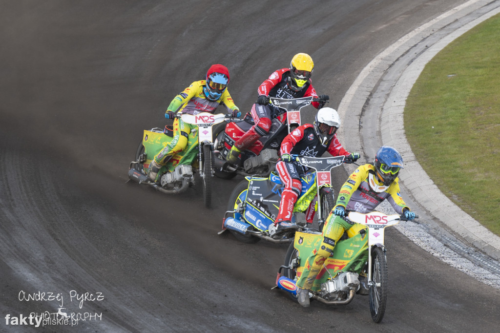 Polonia Piła vs Start Gniezno