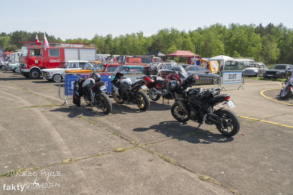 Air Moto Show w Pile