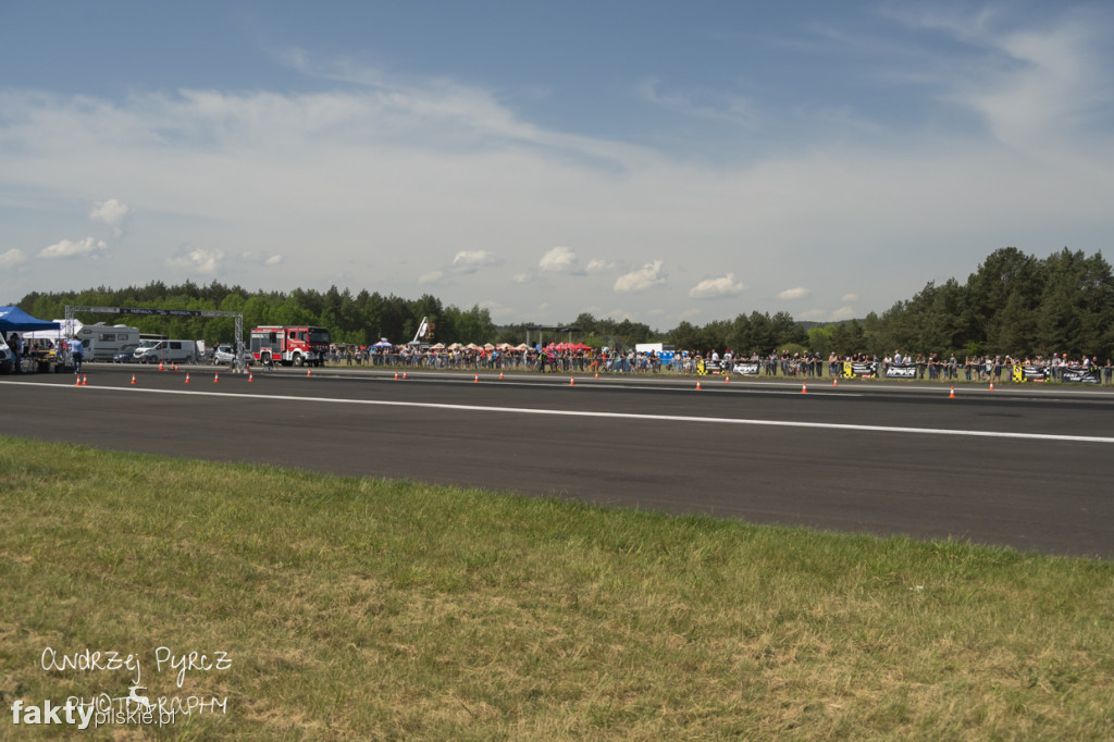 Air Moto Show w Pile