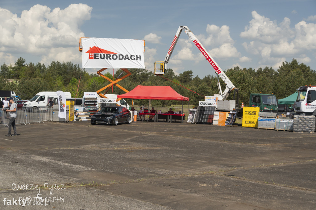 Air Moto Show w Pile