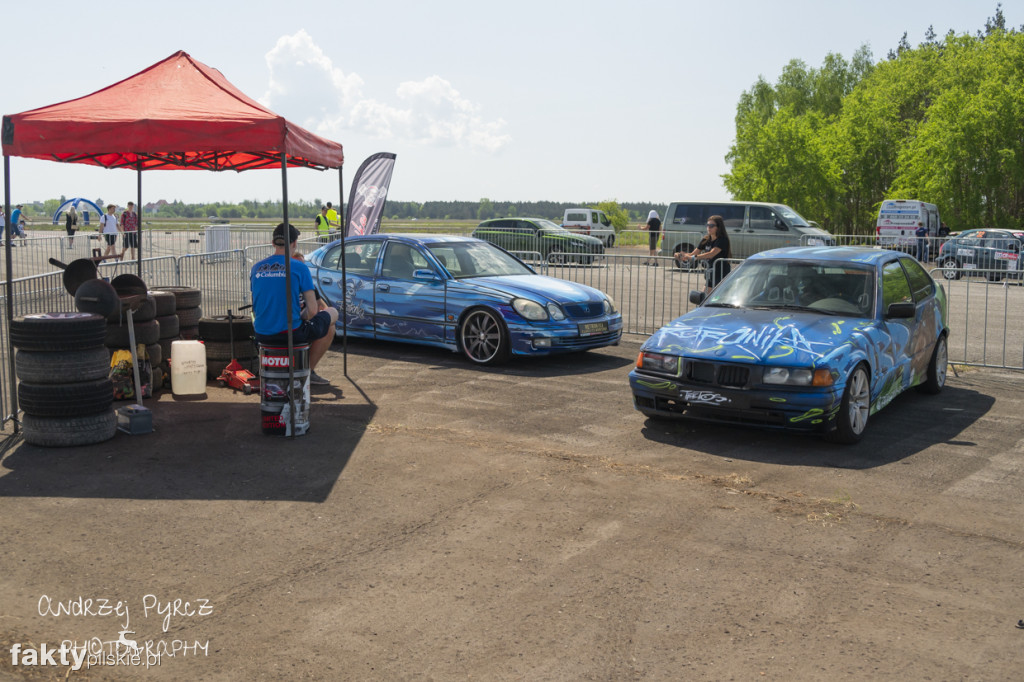 Air Moto Show w Pile