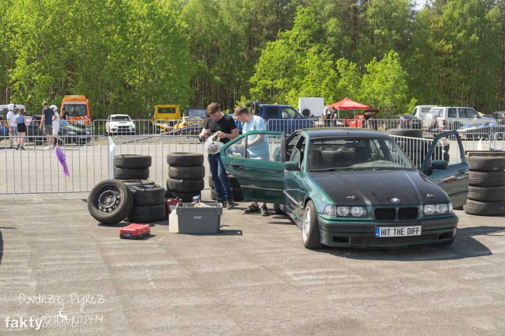 Air Moto Show w Pile