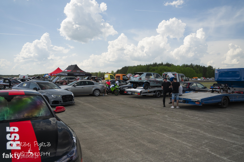 Air Moto Show w Pile