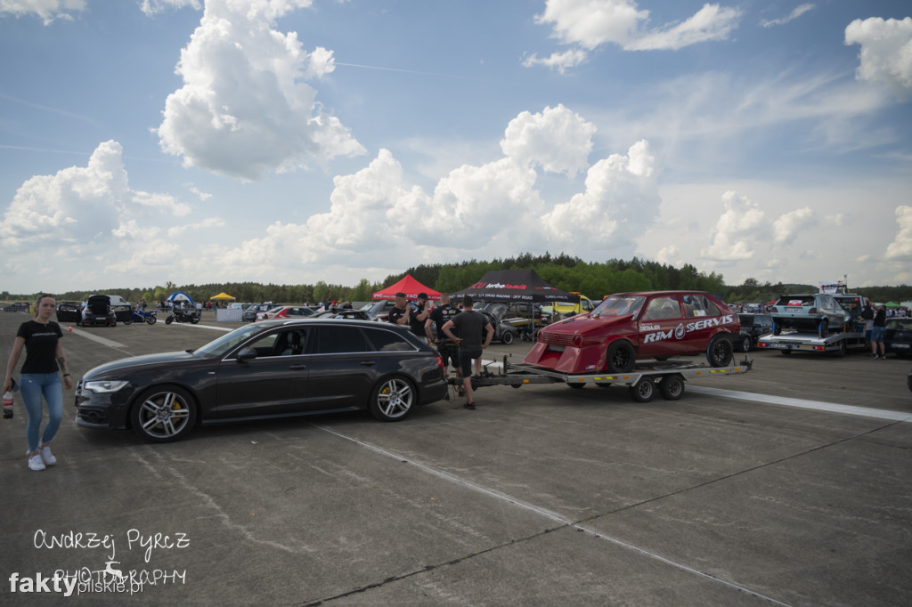Air Moto Show w Pile