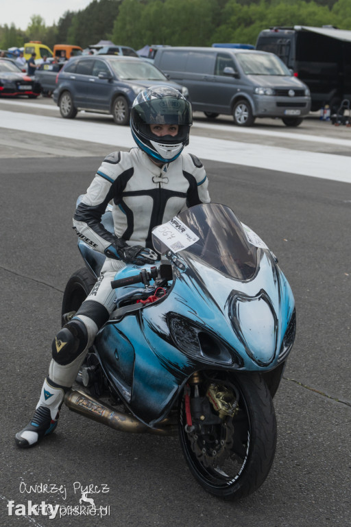 Air Moto Show w Pile