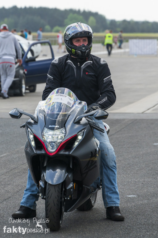 Air Moto Show w Pile