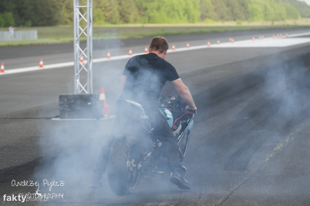 Air Moto Show w Pile