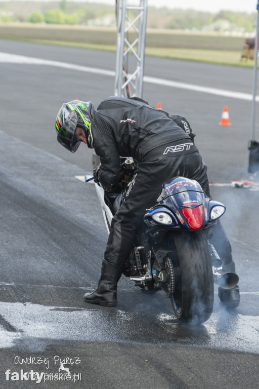 Air Moto Show w Pile