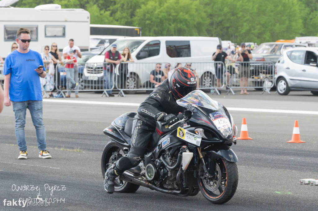Air Moto Show w Pile