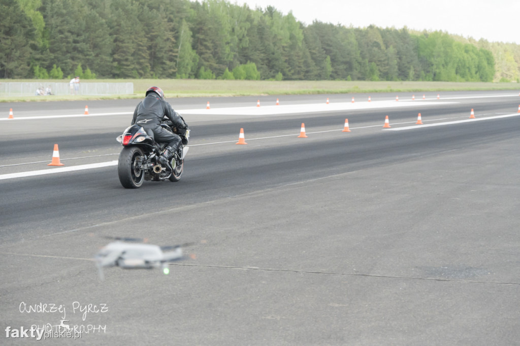 Air Moto Show w Pile