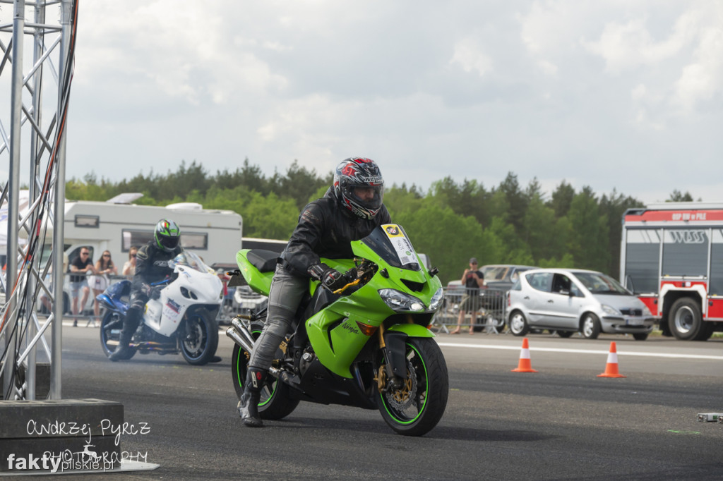 Air Moto Show w Pile