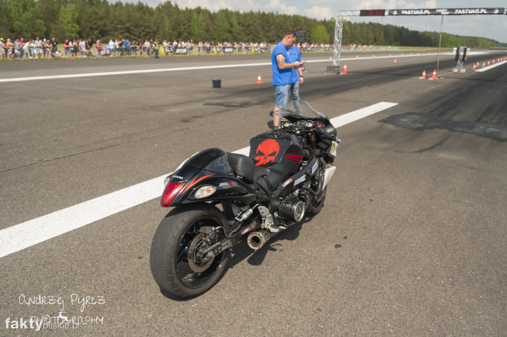 Air Moto Show w Pile