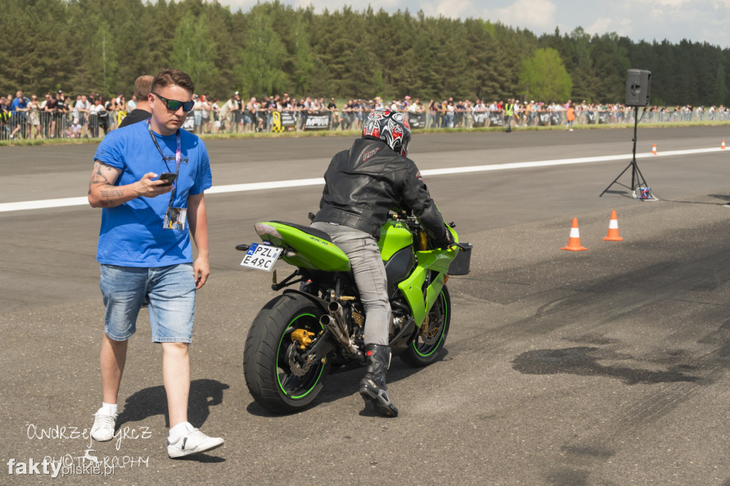 Air Moto Show w Pile