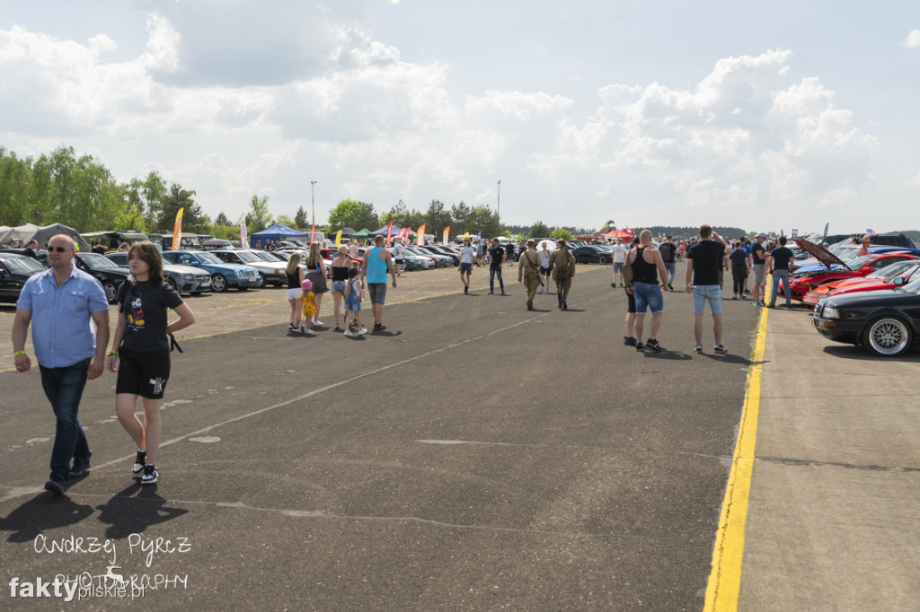 Air Moto Show w Pile