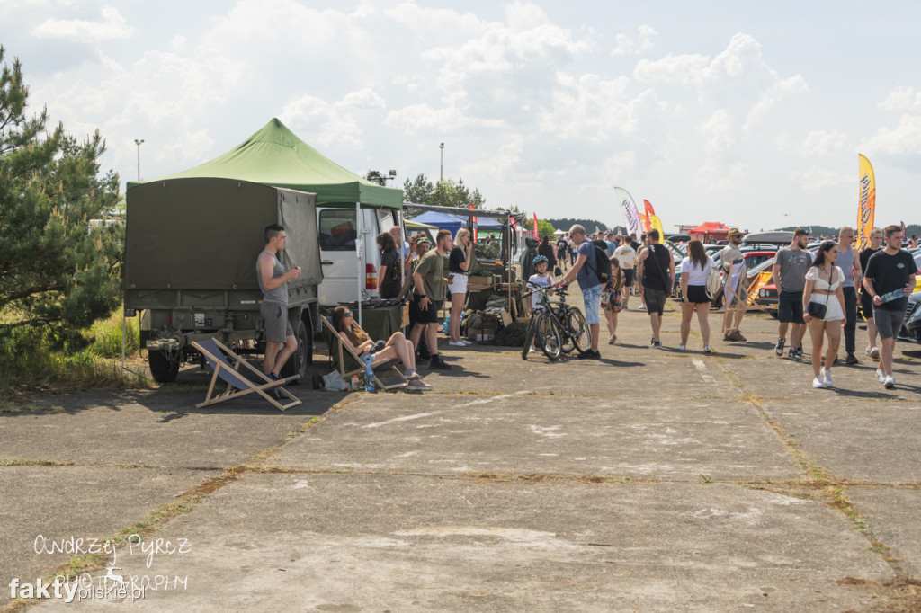 Air Moto Show w Pile