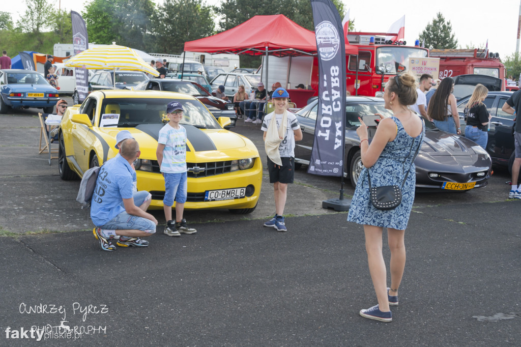 Air Moto Show w Pile