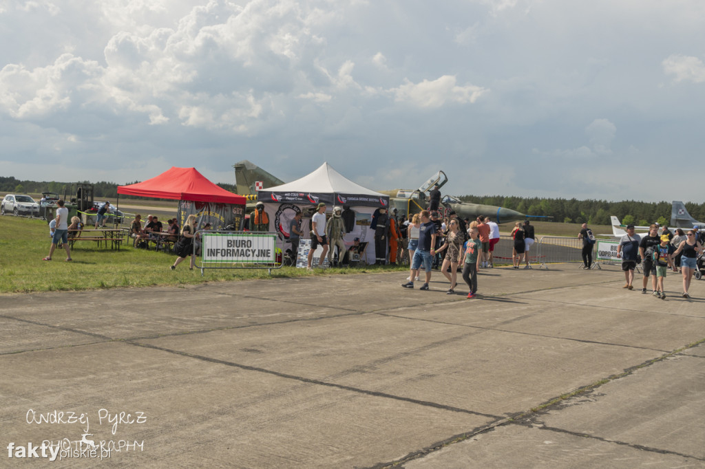 Air Moto Show w Pile