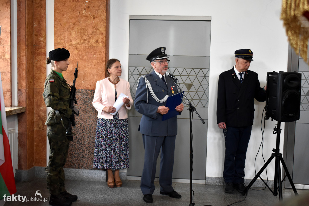 Odsłonięcie tablicy upamiętniającej ofiary katastrofy kolejowej