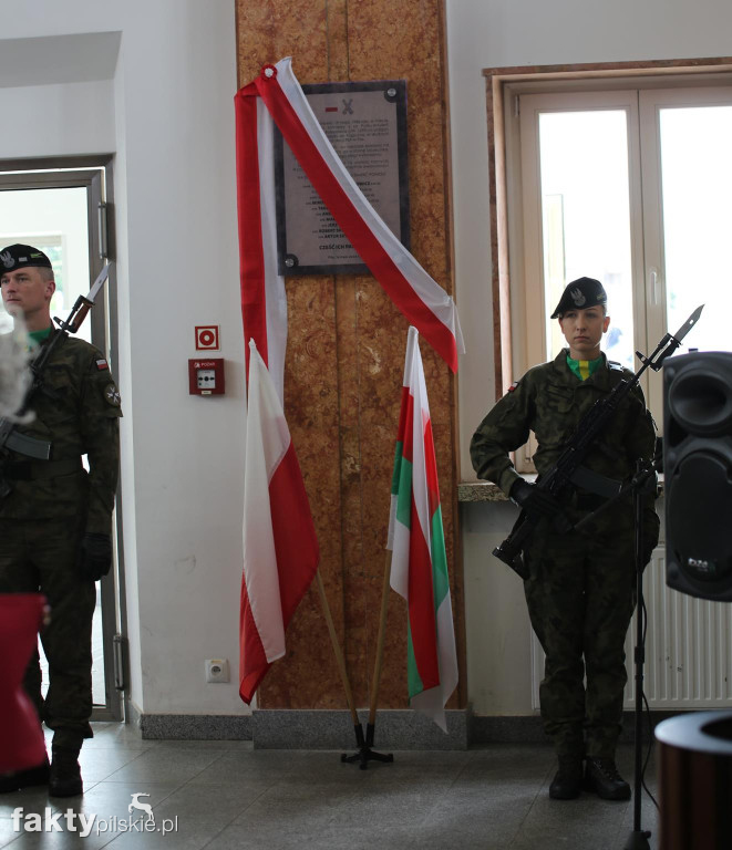 Odsłonięcie tablicy upamiętniającej ofiary katastrofy kolejowej