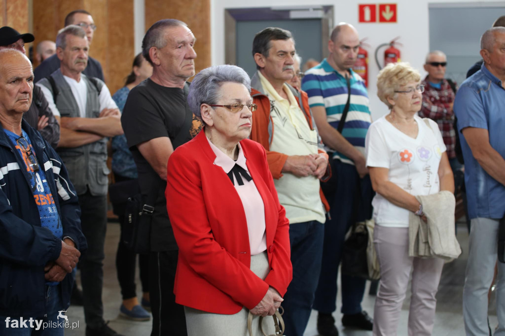Odsłonięcie tablicy upamiętniającej ofiary katastrofy kolejowej