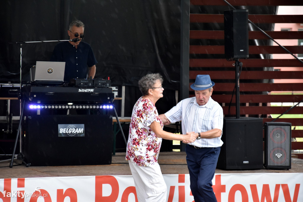 Senioriada w rytmie rock and rolla